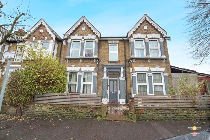 5 Bedroom Semi-Detached House For Sale In Vernon Road, Leytonstone, London, E11
