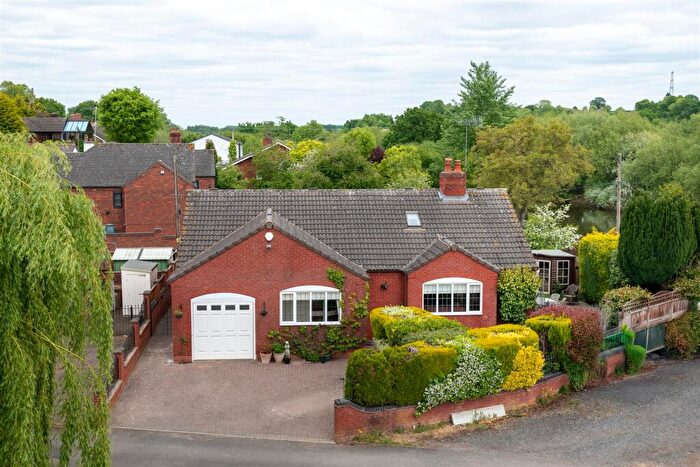3 Bedroom Detached Bungalow For Sale In The Limes, Astley Burf, Stourport-On-Severn, DY13
