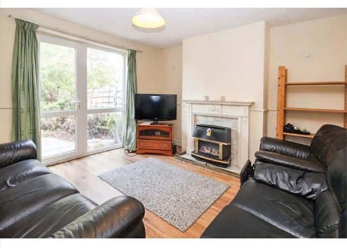 5 Bedroom Semi-Detached House To Rent In Saint Chad's Road, Manchester, M20