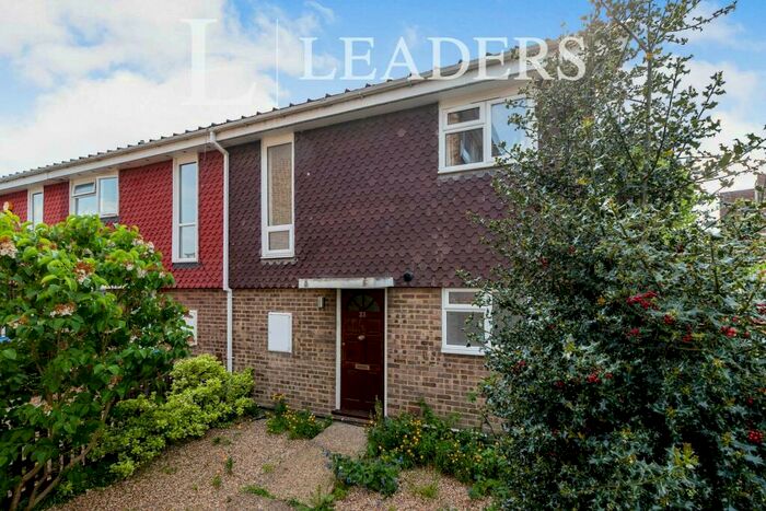 4 Bedroom End Of Terrace House To Rent In The Retreat, Surbiton, KT6
