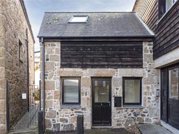 2 Bedroom Flat To Rent In Tolcarne, Newlyn, Penzance, TR18