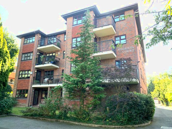 2 Bedroom Flat To Rent In Albermarle Road, Beckenham, BR3