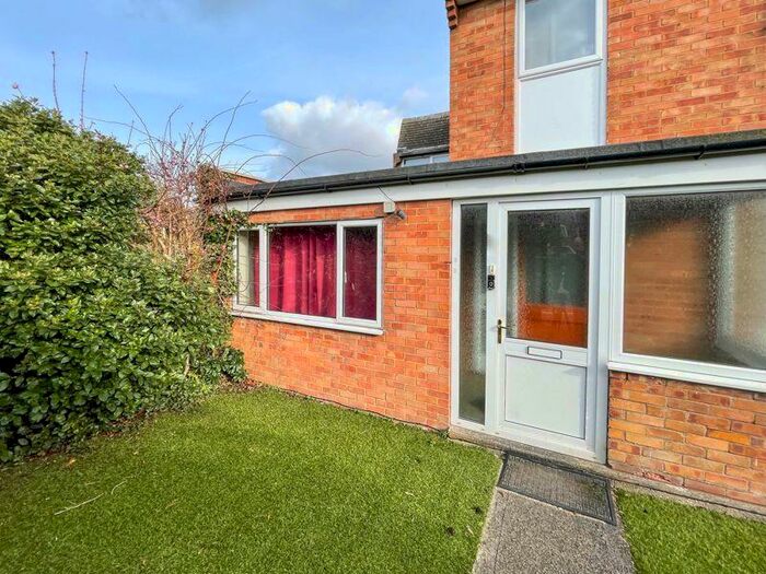 1 Bedroom Flat To Rent In Denchworth Road, Wantage, OX12