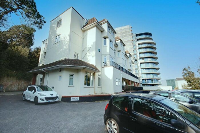 2 Bedroom Apartment To Rent In Cranborne Road, Bournemouth, BH2