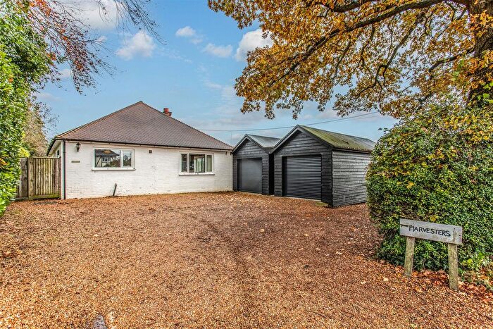 3 Bedroom Detached Bungalow For Sale In Framfield, Uckfield, TN22