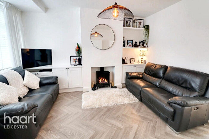 3 Bedroom Terraced House For Sale In Hampshire Road, Leicester, LE2