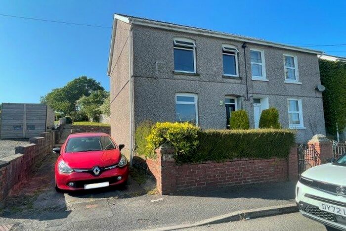 3 Bedroom Property To Rent In Heol Nazareth, Llanelli, SA15