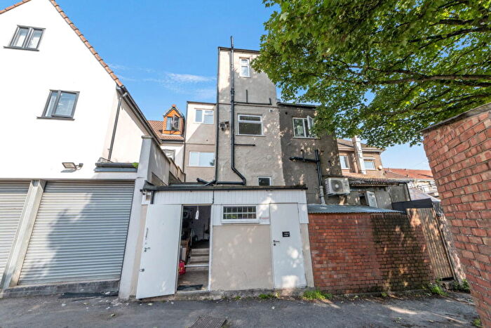 1 Bedroom Apartment For Sale In Gloucester Road North, Filton, Bristol, BS34