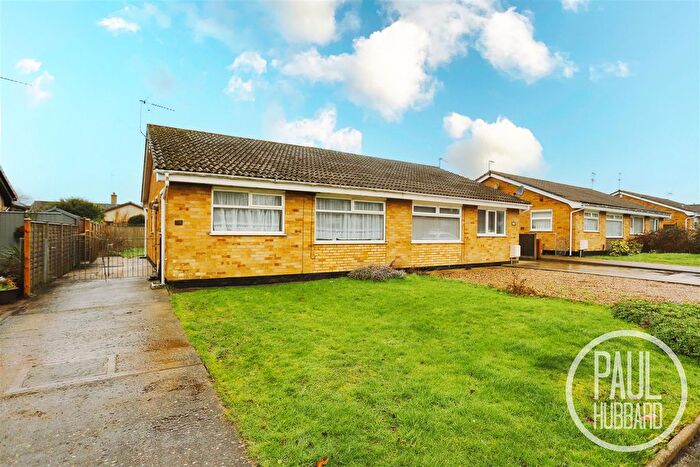 2 Bedroom Semi Detached Bungalow For Sale In Westwood Avenue, Lowestoft, NR33