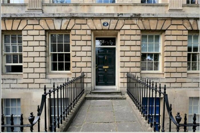 1 Bedroom Flat To Rent In Laura Place, Bath, BA2