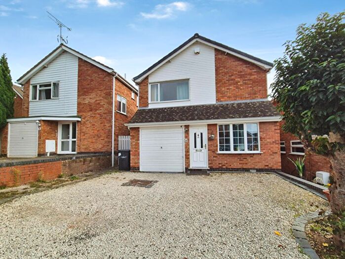 3 Bedroom Detached House For Sale In Foxcroft Close, Rowley Fields, Leicester, LE3
