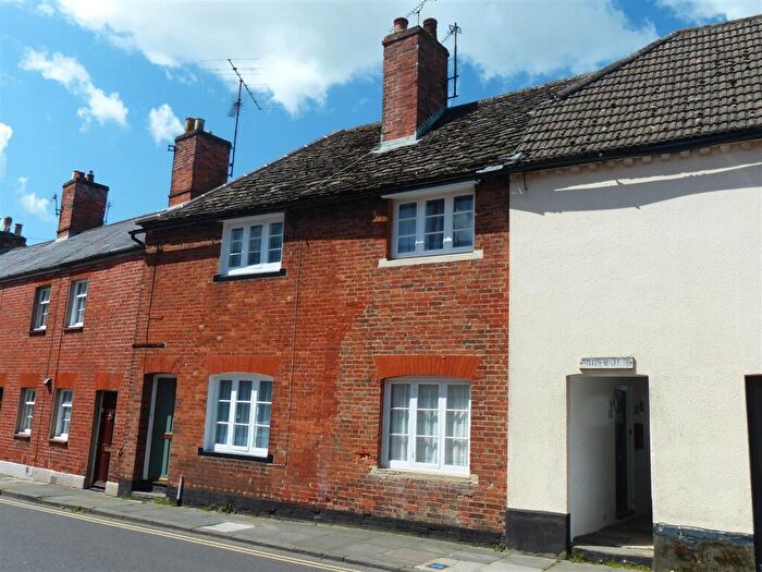 1 Bedroom Terraced House For Sale In Bridewell Street, Devizes, SN10