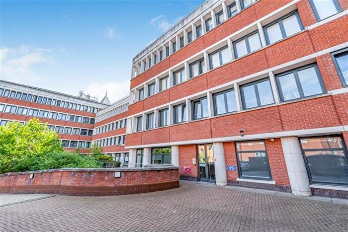 1 Bedroom Flat To Rent In Bedroom Property In Surrey Street, Norwich, NR1