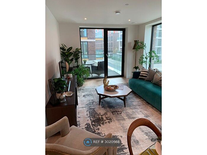 2 Bedroom Flat To Rent In Royal Crest Avenue, London, E16
