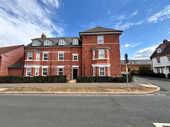 2 Bedroom Apartment For Sale In Anglia Way, Great Denham, Bedford, MK40