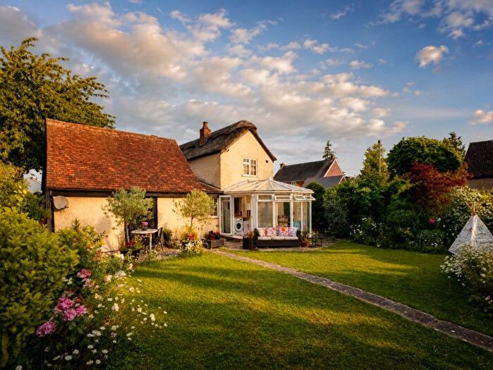 3 Bedroom Detached House For Sale In Hay Street, Steeple Morden, Royston, Hertfordshire, SG8