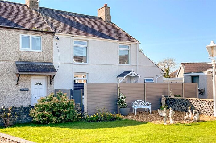 2 Bedroom End Of Terrace House For Sale In Bethel, Caernarfon, Gwynedd, LL55