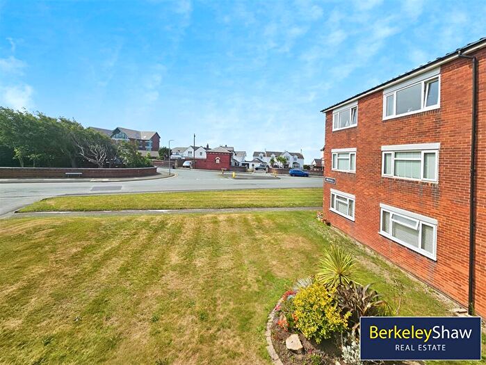2 Bedroom Apartment To Rent In The Serpentine South, Blundellsands, Liverpool, L23
