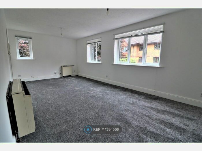 2 Bedroom Flat To Rent In Orchard Grove, London, SE20