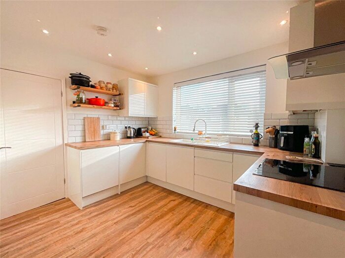 2 Bedroom Semi-Detached House For Sale In Lingfield Avenue, Birmingham, West Midlands, B44