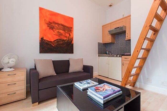 Studio To Rent In Collingham Place, London, SW5