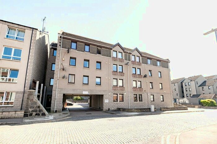 2 Bedroom Flat To Rent In H Fraser Road, Aberdeen, Aberdeenshire, AB25
