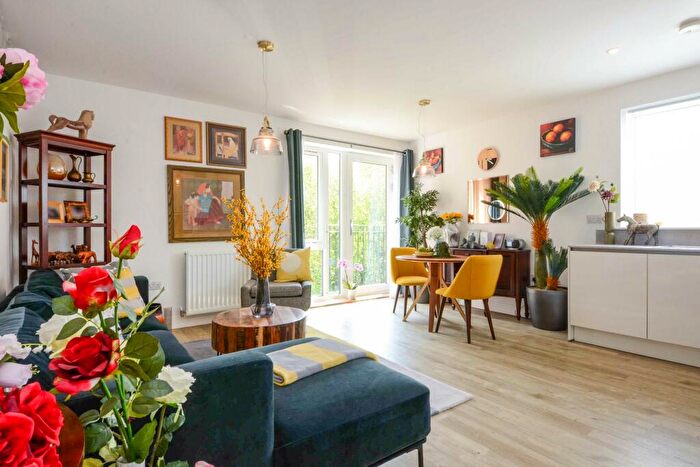 2 Bedroom Apartment To Rent In Barnes Wallis Way, Bricket Wood, St. Albans, AL2