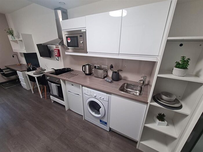 Studio To Rent In St. James Street, Newcastle Upon Tyne, NE1