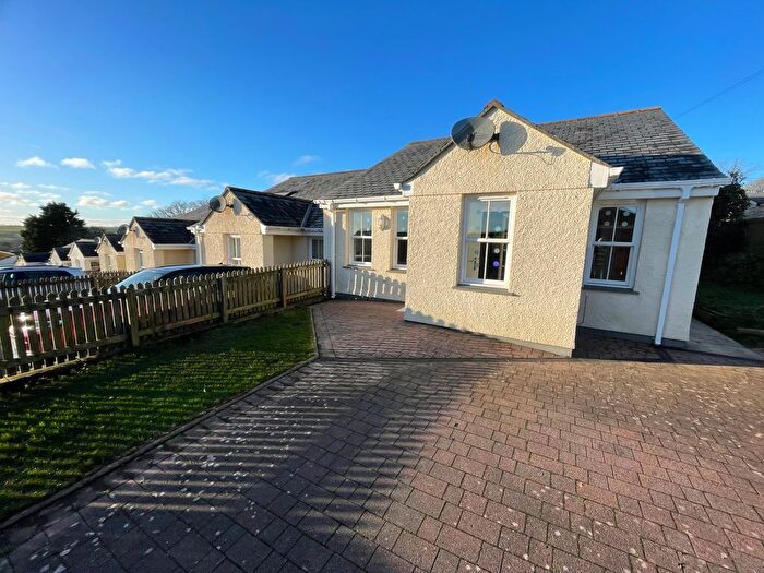 2 Bedroom Bungalow To Rent In School Hill, Truro, TR4
