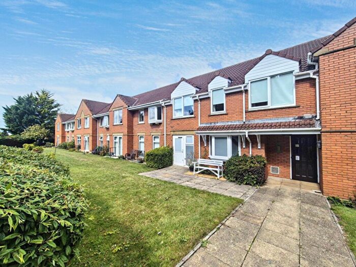 1 Bedroom Apartment For Sale In Malvern Court, The Close, Cleadon, Sunderland, Tyne And Wear, SR6