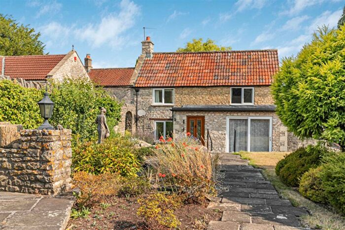 2 Bedroom Detached House For Sale In Lower Farm Lane, Corston, Bath, BA2