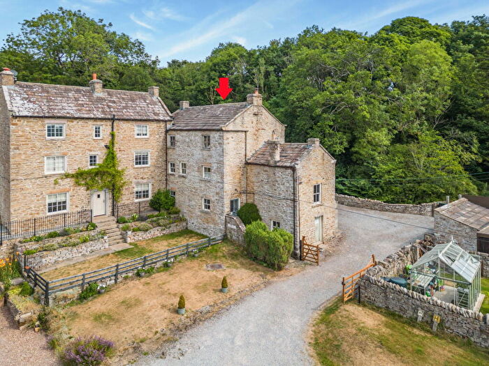3 Bedroom Cottage For Sale In Preston Mill, Preston Under Scar, DL8