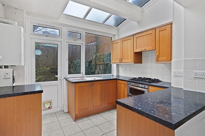 1 Bedroom Flat For Sale In Woodland Road, Crystal Palace, London, SE19