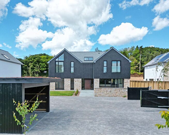 4 Bedroom Detached House For Sale In Rural Outskirts Of Playing Place, Truro, Cornwall, TR3