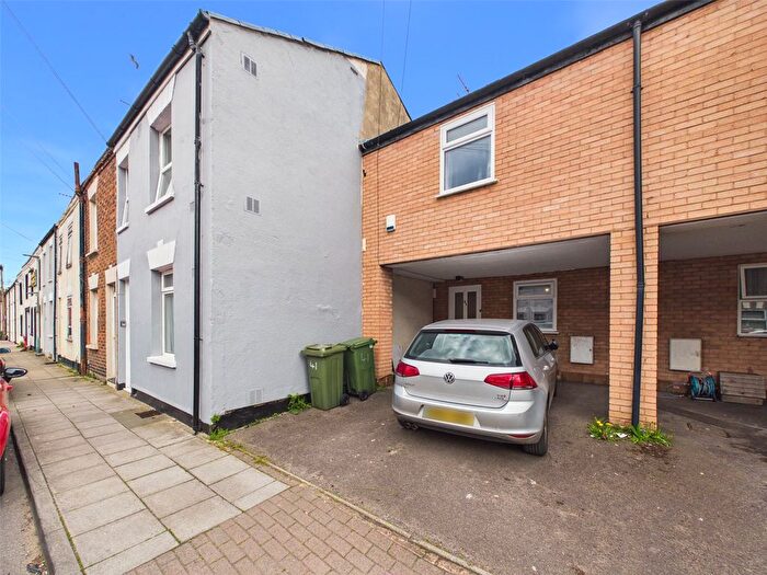 3 Bedroom Terraced House For Sale In Townsend Street, Cheltenham, Gloucestershire, GL51