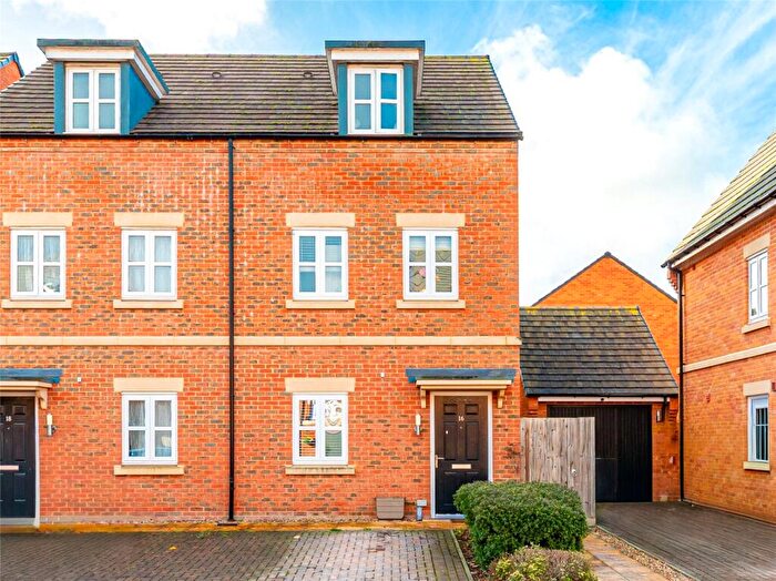3 Bedroom Semi Detached House For Sale In Home Straight, Newbury, Berkshire, RG14