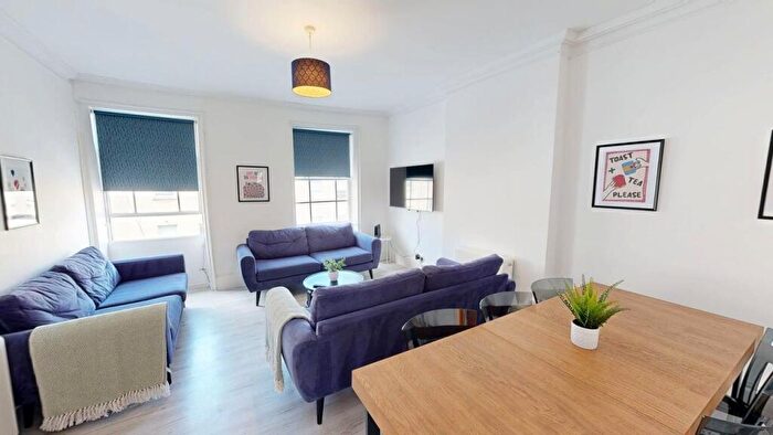 6 Bedroom Flat To Rent In Flat, /, Park Street, BS1