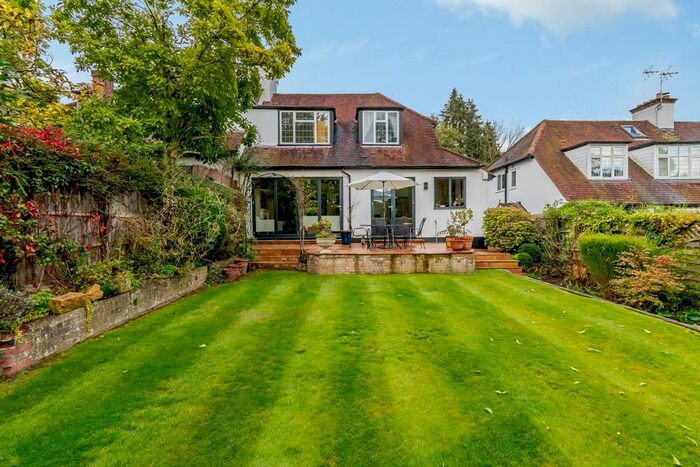 4 Bedroom Semi-Detached House To Rent In Highfield Way, Rickmansworth, WD3