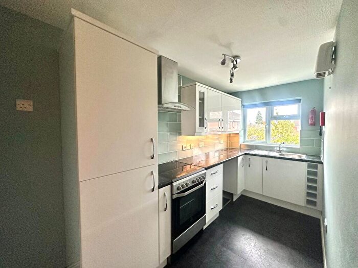 1 Bedroom Flat To Rent In Durham Close, Bury St. Edmunds, Suffolk, IP32