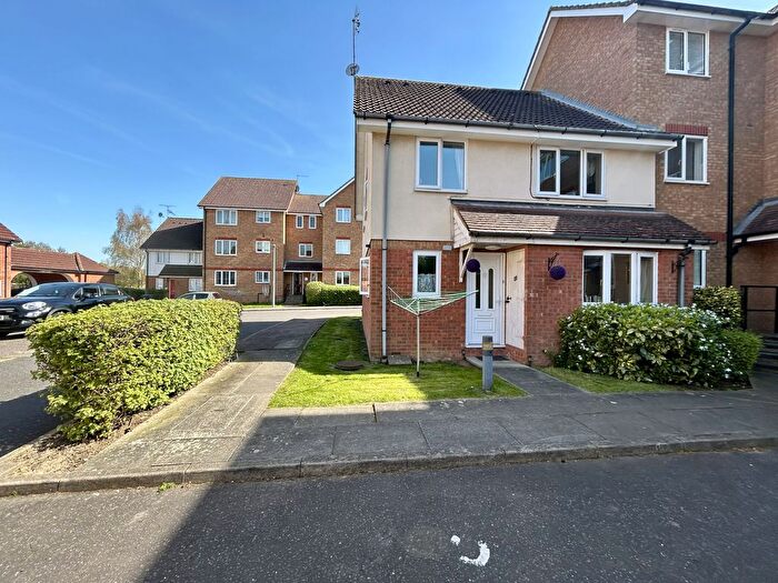 2 Bedroom Semi-Detached House For Sale In Eagle Close, Waltham Abbey, EN9
