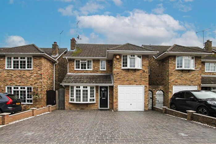 5 Bedroom Detached House For Sale In Rectory Chase, Doddinghurst, Brentwood, CM15