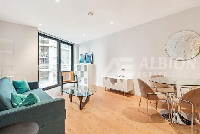 2 Bedroom Flat To Rent In Riverlight Quay, London, SW11