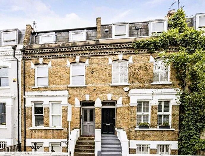 2 Bedroom Flat To Rent In Kilmaine Road, Fulham, SW6