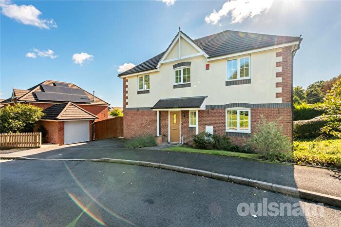 4 Bedroom Detached House For Sale In Ash Bridge Court, Rednal, Birmingham, West Midlands, B45