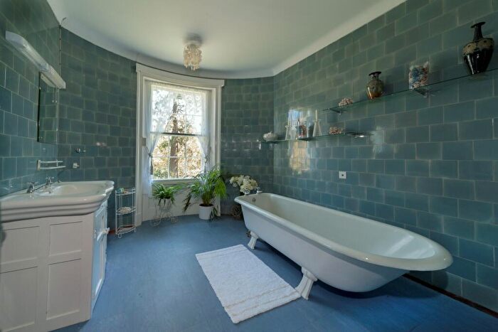 4 Bedroom Semi-Detached House To Rent In Rope Hill, Boldre, Lymington, SO41