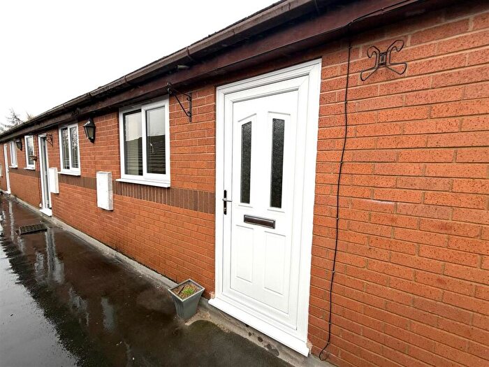 2 Bedroom Flat To Rent In Valley Road, Galley Common, Nuneaton, CV10