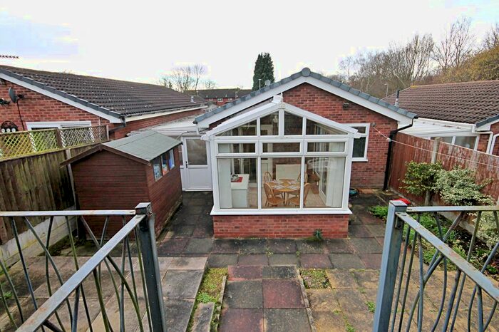 2 Bedroom Bungalow For Sale In Abberley, Wilnecote, Tamworth, Staffordshire B77