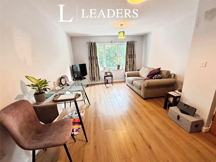 2 Bedroom Apartment For Sale In Woodsome Park, Woolton, Liverpool, L25