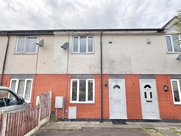3 Bedroom Terraced House For Sale In Oxford Road, M46