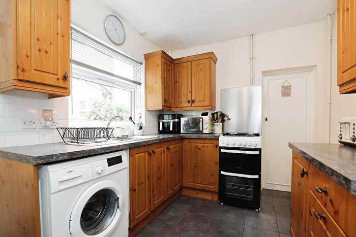 3 Bedroom Terraced House To Rent In Thirlestane Road, Northampton, NN4